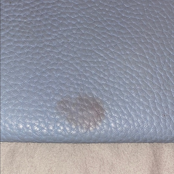 Micheal Kors wristlet - Picture 3 of 5